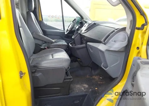 2015 Ford Transit-250 z USA, uszkodzony, nr VIN 1FTNR1CM9FKB19629